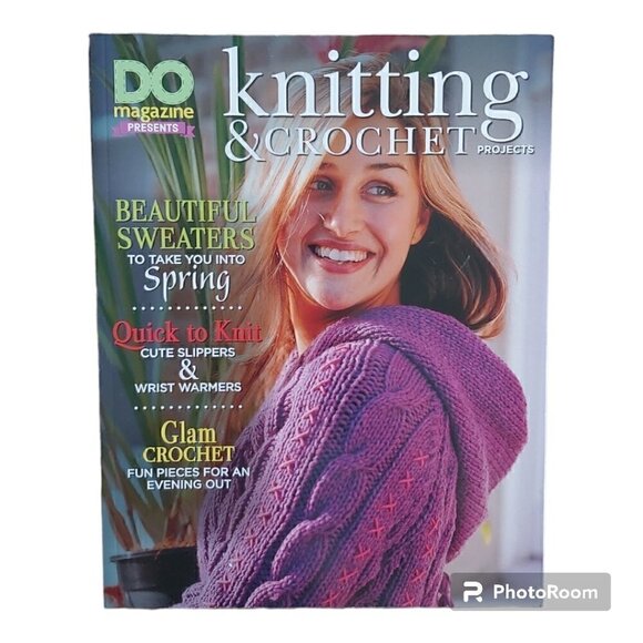 INSTRUCTIONAL Knitting & Crocheting Book With Step By Step Instructions And Tips - Picture 1 of 3
